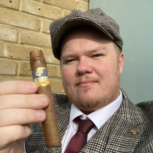 London Cigar Smoker