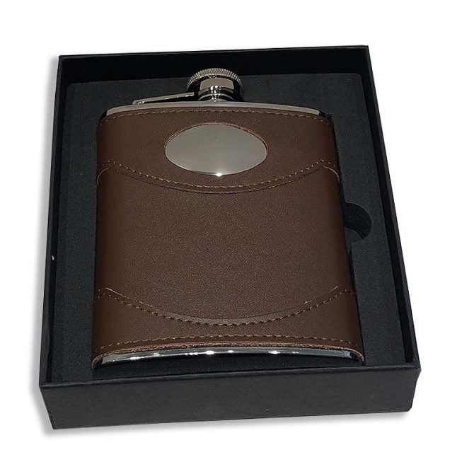 Brown Leather 6oz flask with engravable plate - Image 2