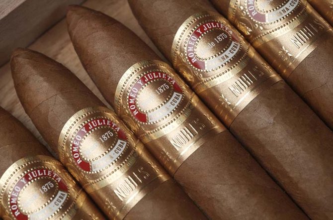 Romeo y Julieta Linea de Oro Dianas / Box of 20 - Image 9
