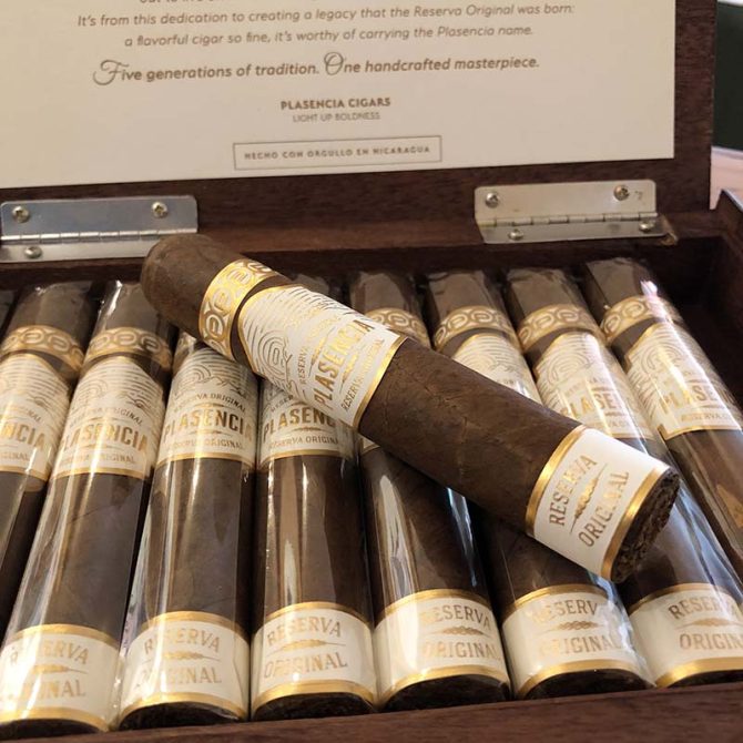 Plasencia Reserva Original Robusto / Box of 10 - Image 3