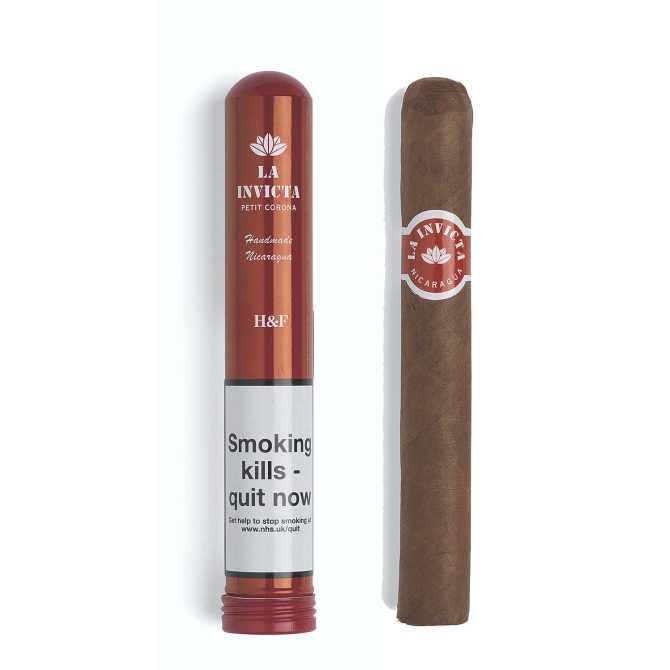 La Invicta Nicaraguan & Honduran Petit Coronas Gift Box - 2 Cigars & Cutter - Image 4