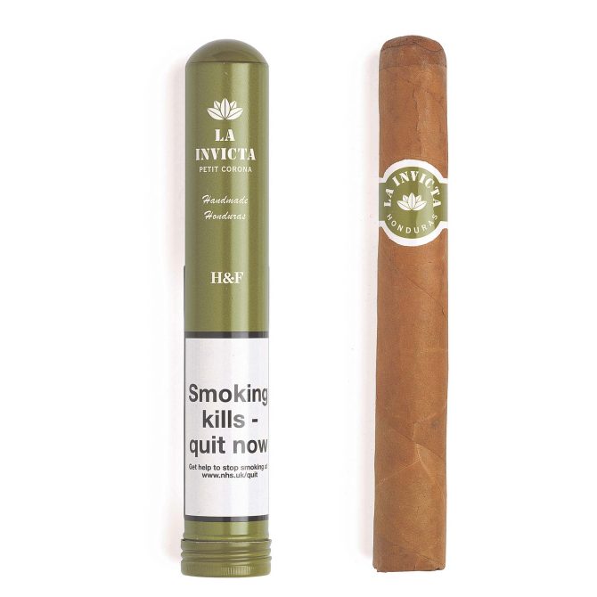 La Invicta Nicaraguan & Honduran Petit Coronas Gift Box - 2 Cigars & Cutter - Image 3