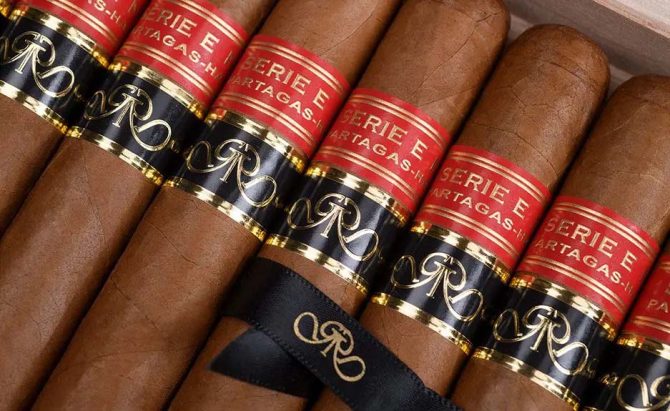 Partagas Serie E No.2 Gran Reserva (Cosecha 2015) / Box of 15 - Image 9