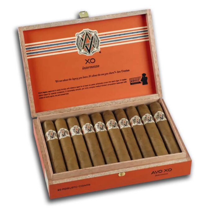 AVO XO Intermezzo Robusto / Box of 20