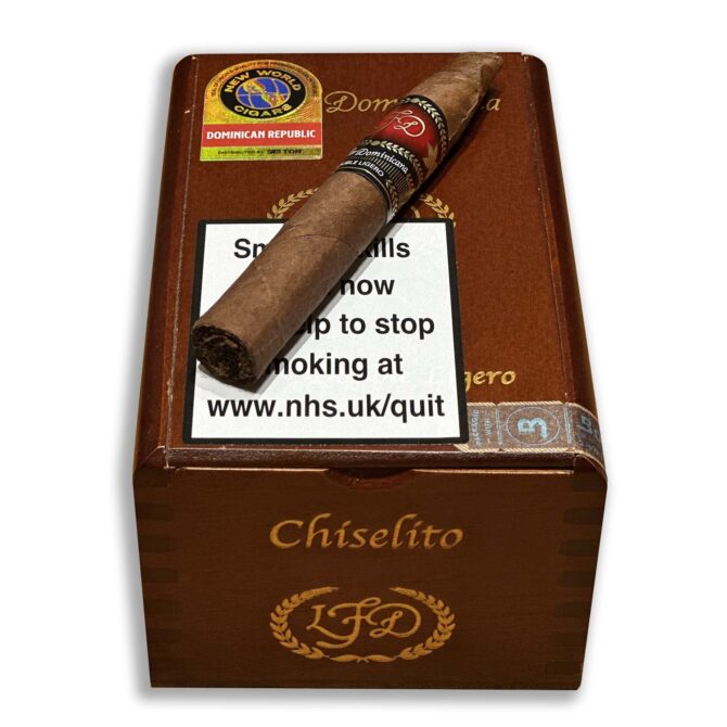 La Flor Dominicana Double Ligero Chiselito / Box of 20 - Image 2